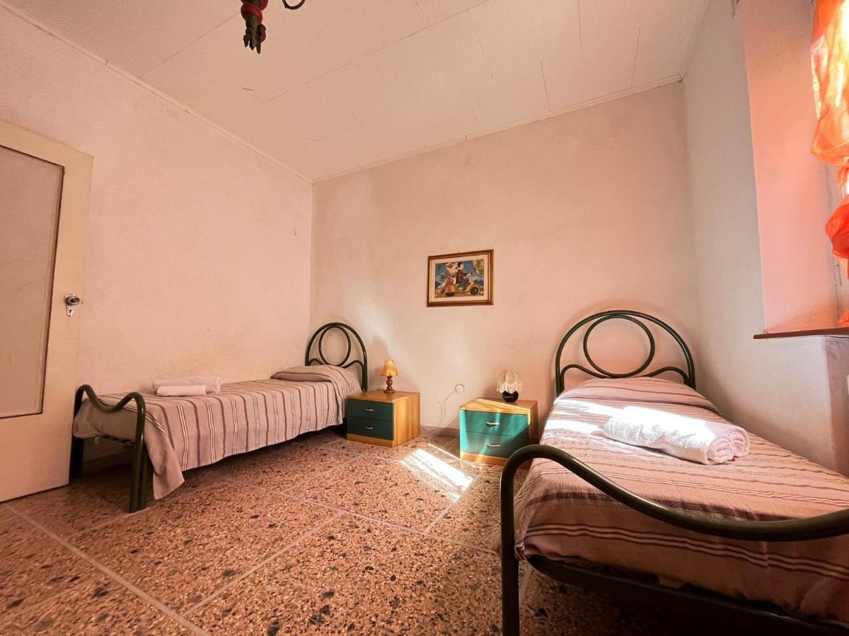 Pineta Apartament Тирренія Екстер'єр фото