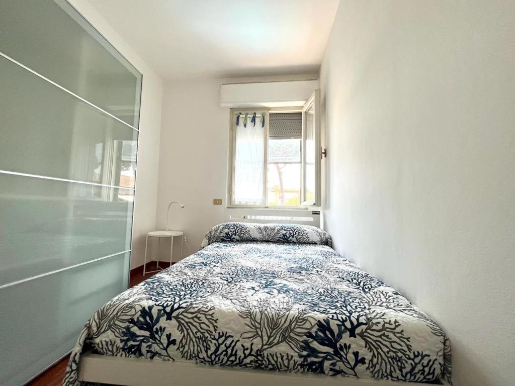 Pineta Apartament Тирренія Екстер'єр фото