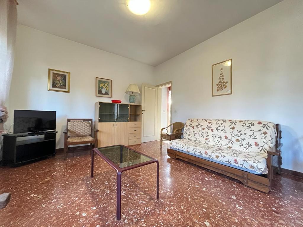 Pineta Apartament Тирренія Екстер'єр фото