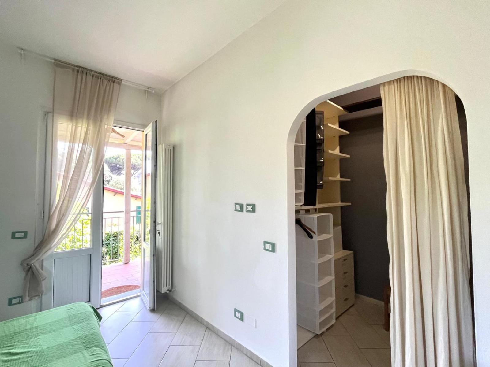 Pineta Apartament Тирренія Екстер'єр фото