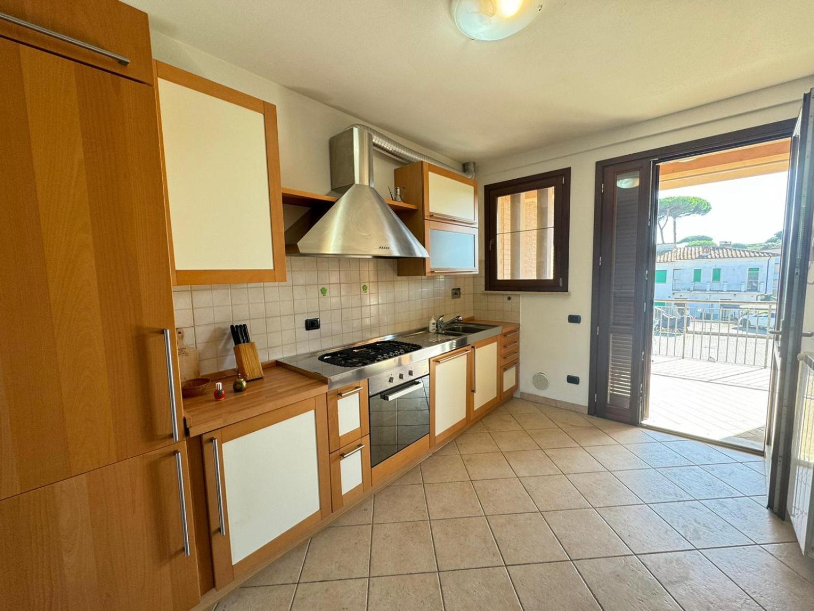 Pineta Apartament Тирренія Екстер'єр фото